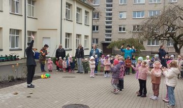 RUDENS DETEKTYVAS